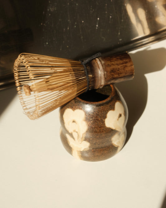 Wild Blossom Whisk Holder No. 01