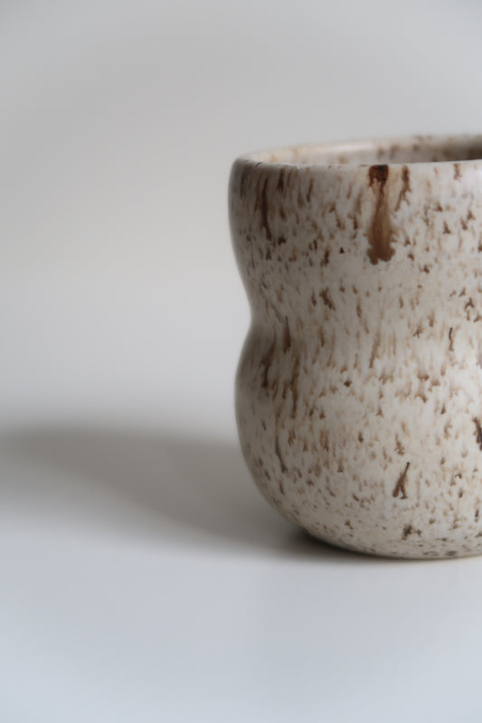Stone Wavy Cup